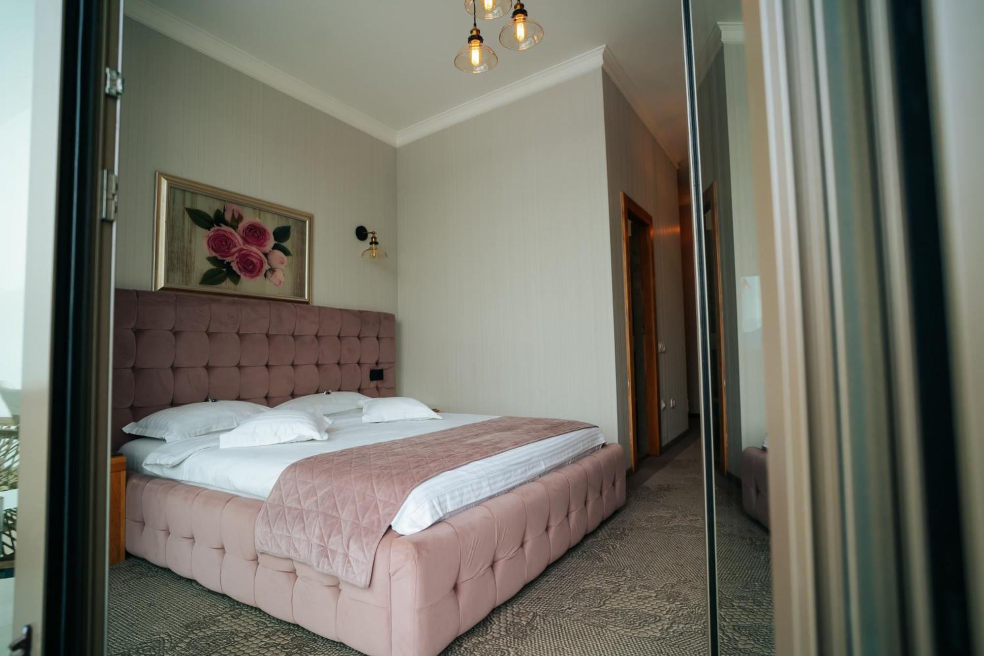 Hotel Roser House Boutique - Pe Malul Lacului Колибица Экстерьер фото